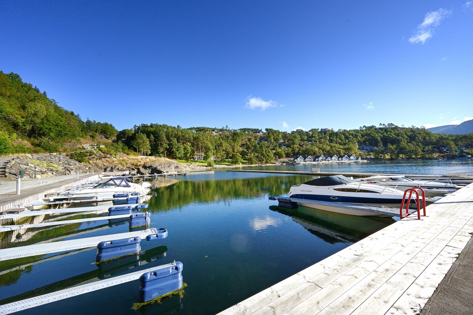 Godt brygggeanlegg Galleribilde