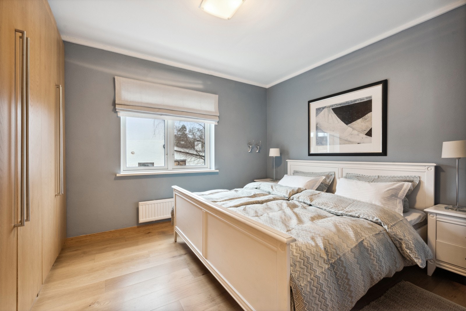 Det er 3 soverom i 2. etasje Galleribilde