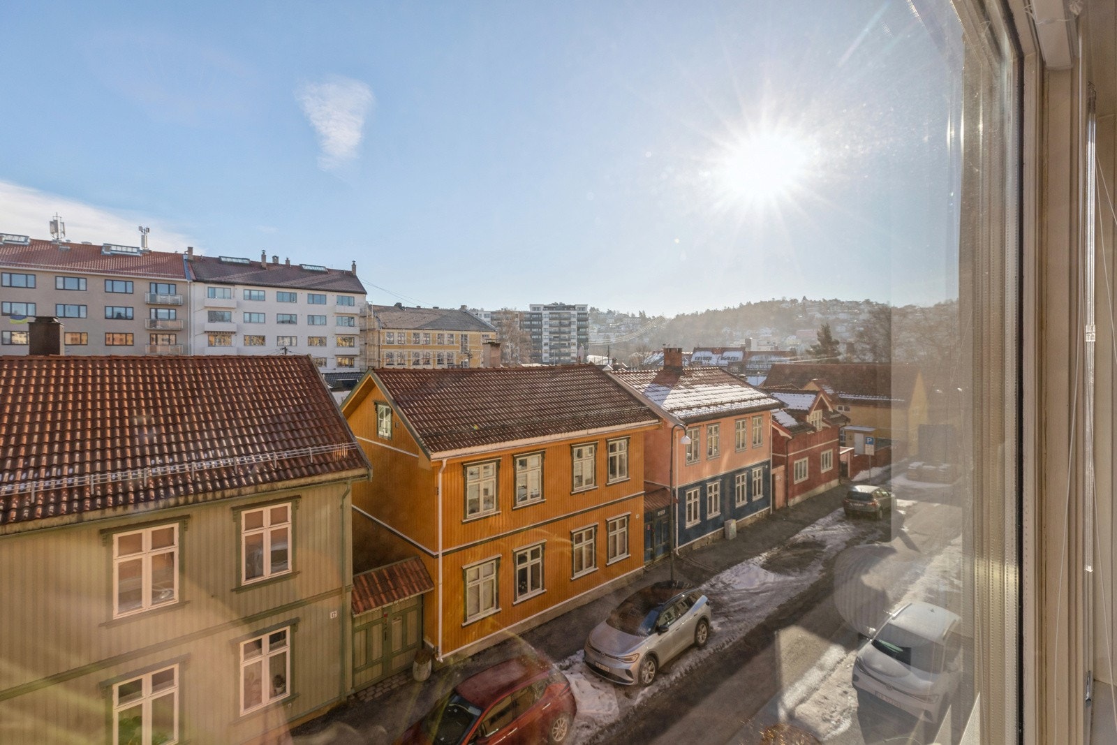 Utsikt fra stue og kjøkken Galleribilde