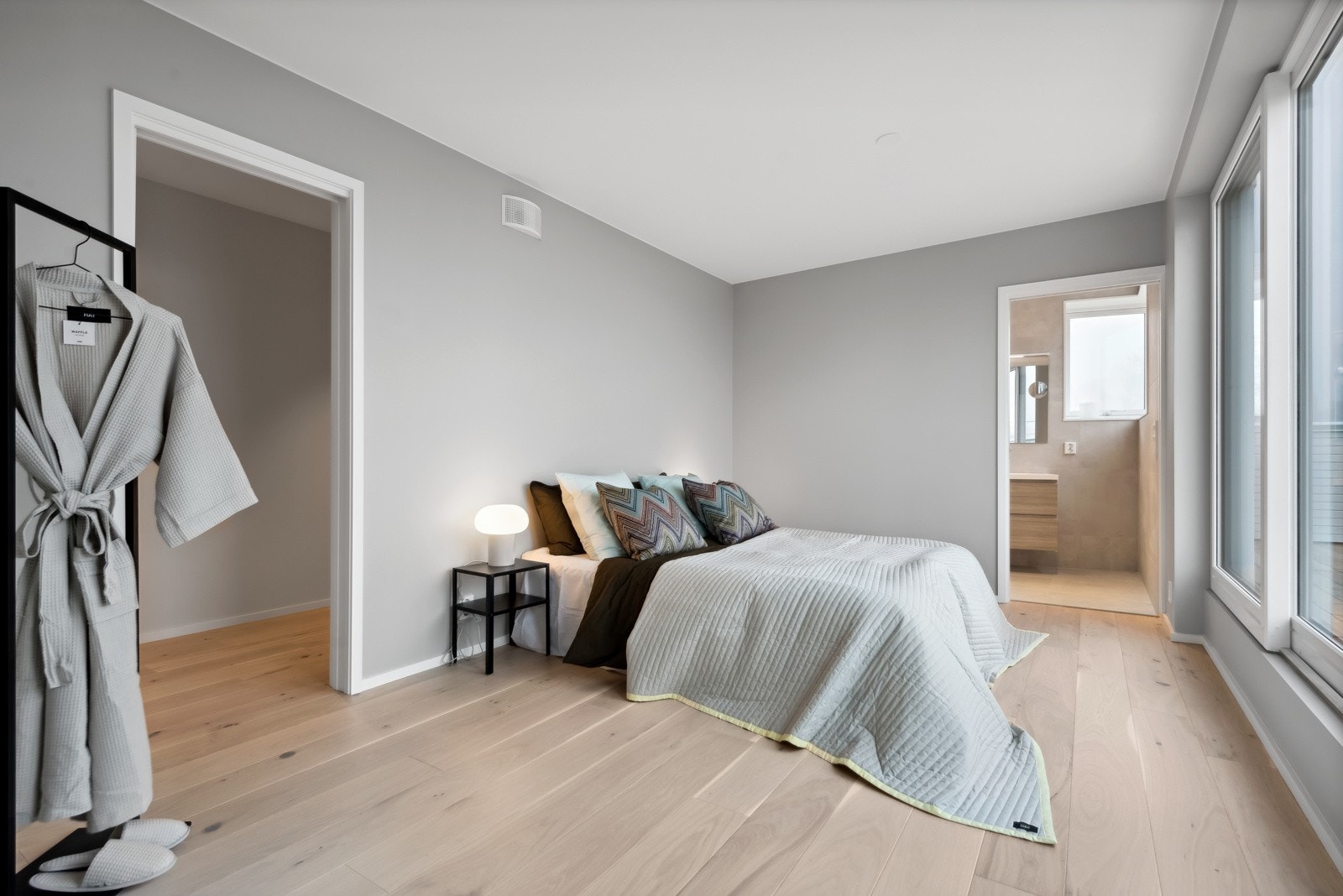Foreldresuite med walk-in garderobe og eget bad Galleribilde