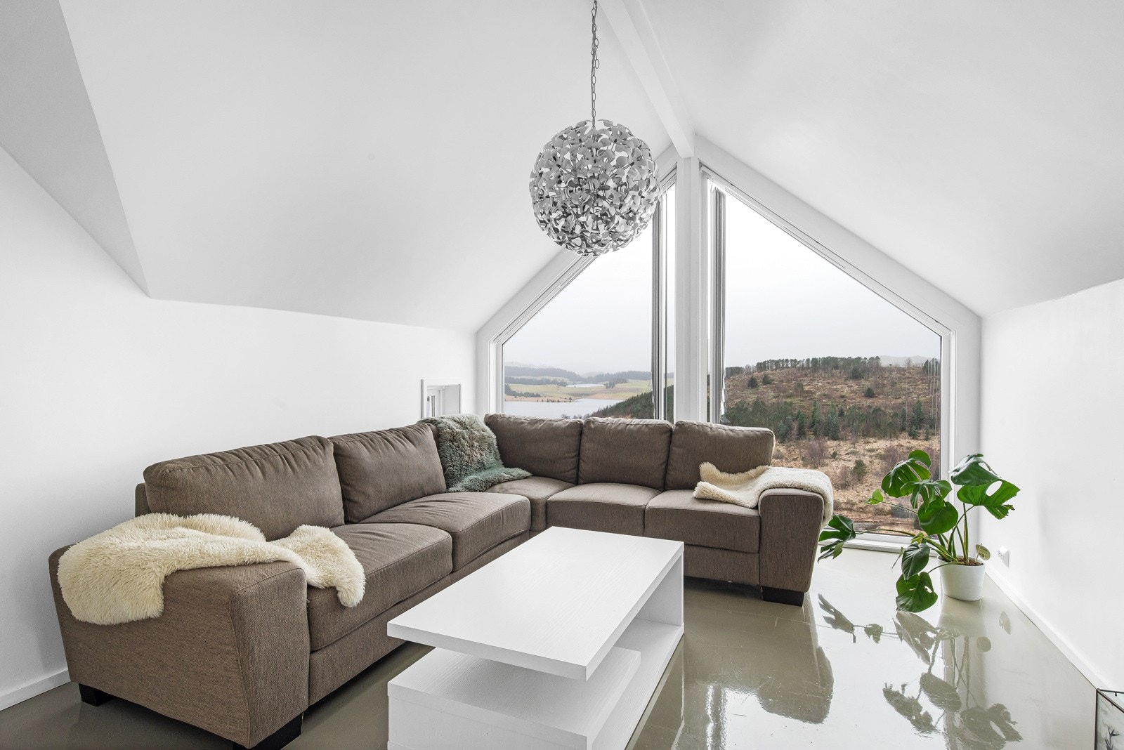 Loftstue Galleribilde