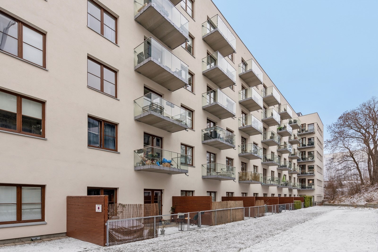 Området er kjent for sitt fine bomiljø med vakre bygg og grøntareal som Torshovparken og Rodeløkkens Kolonihage. Rosenhoff er en skjult perle som man burde bli kjent med. Galleribilde