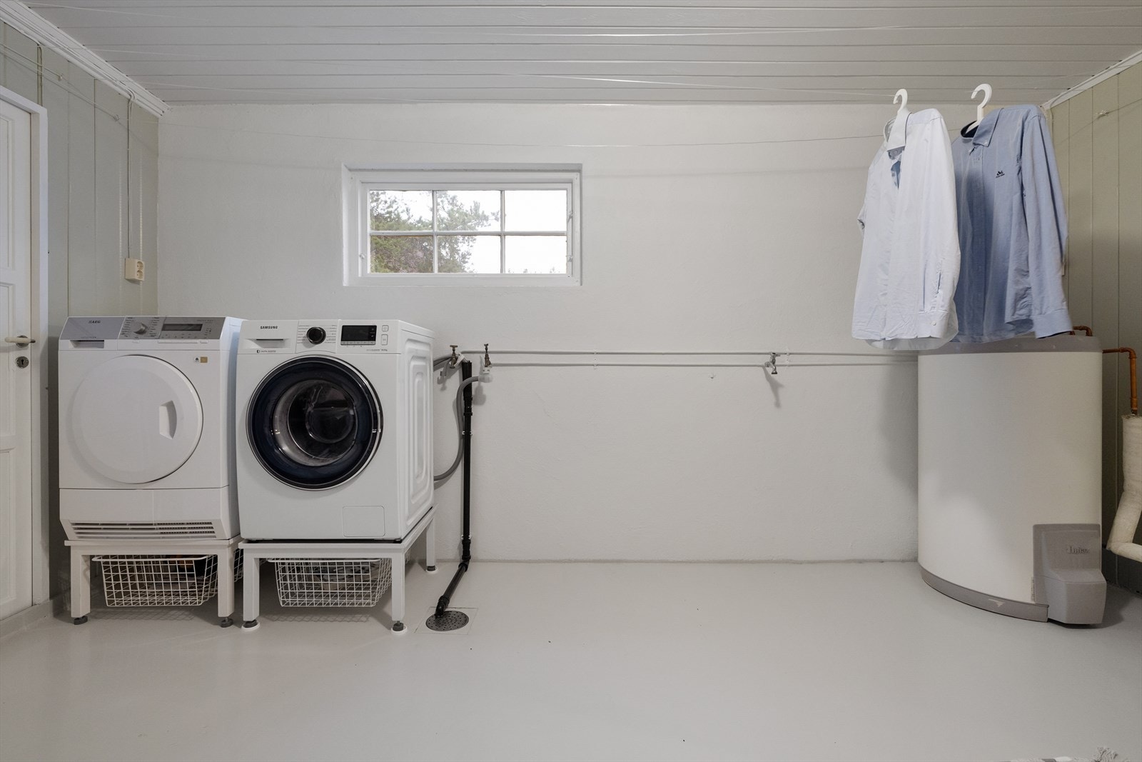 Vaskerom og WC i kjelleren. Galleribilde