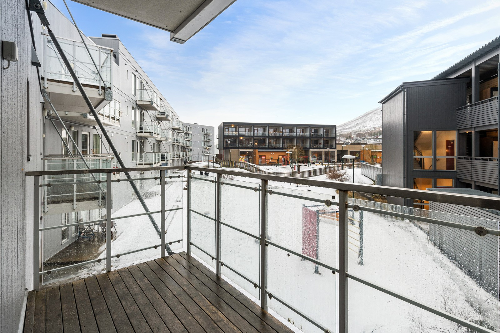 Fra stuen er det utgang til veranda