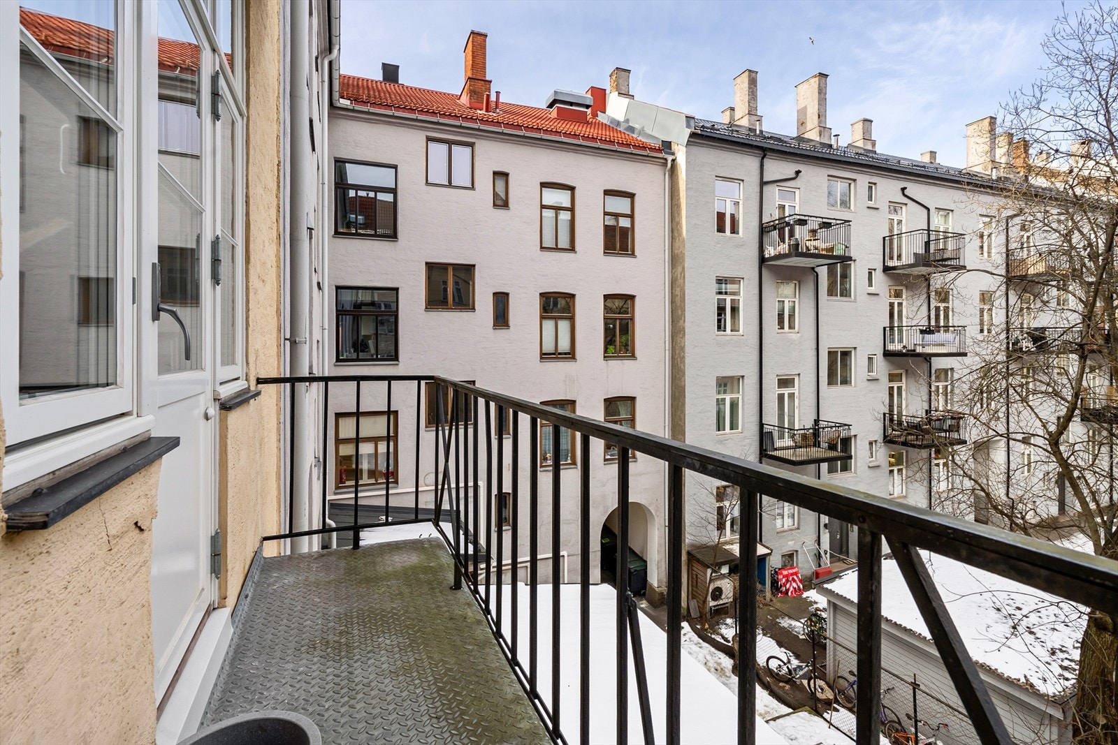 Her er det plass til et lite bord med stoler. Galleribilde