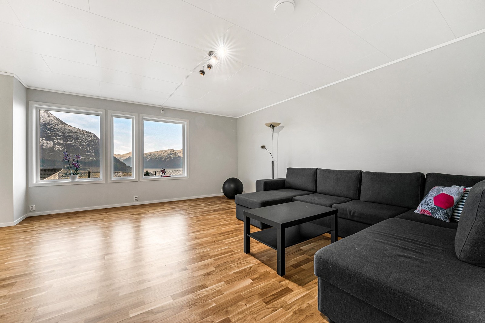 Håmyra 8 A | Presentert av EiendomsMegler1 Galleribilde