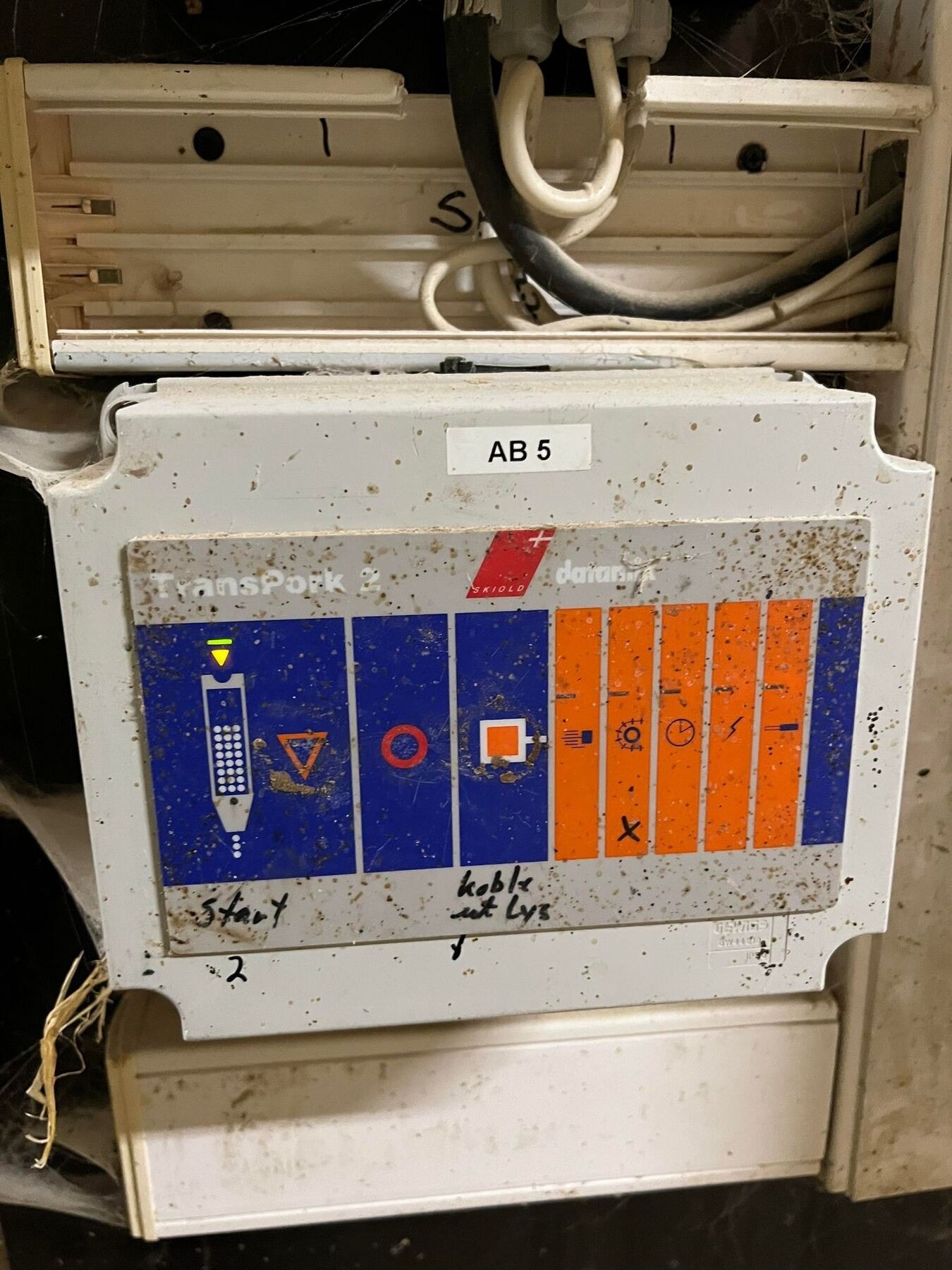 Skiold- Transpork tørrforingsanlegg benyttes for effektiv drift. Galleribilde