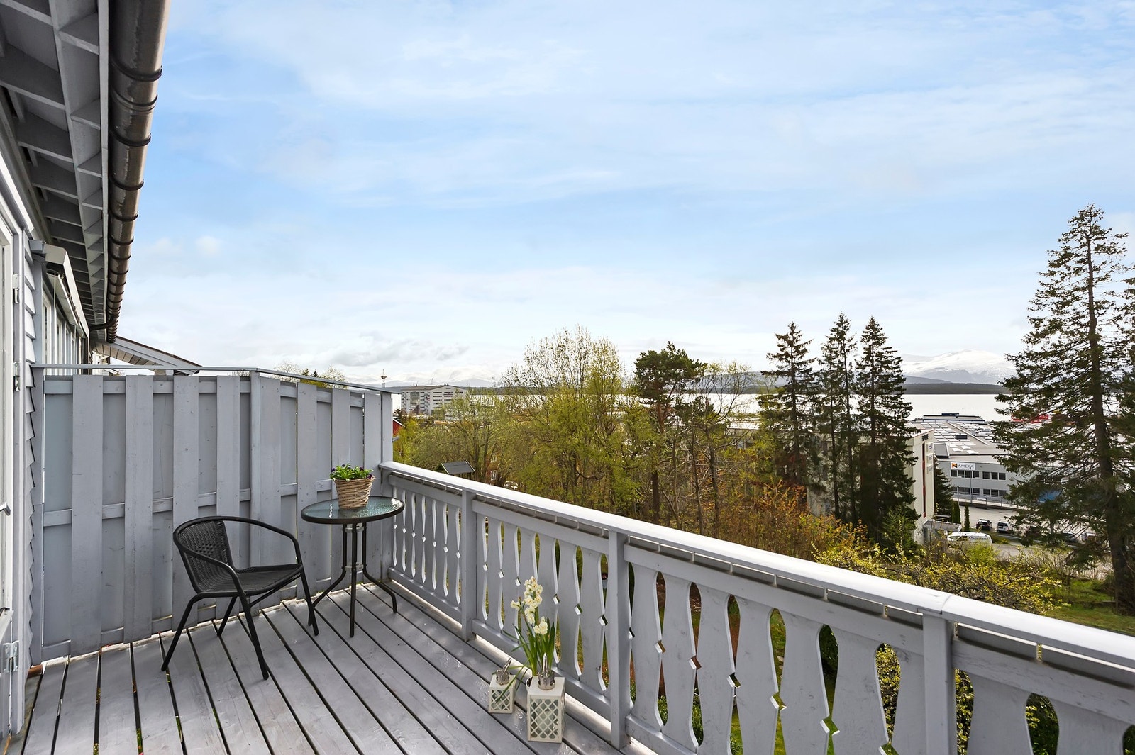 Balkong med utsikt Galleribilde