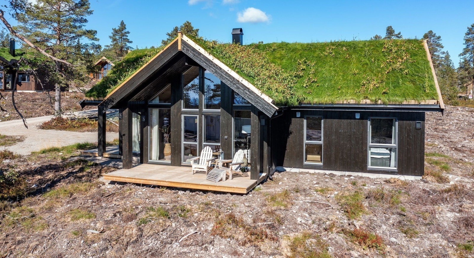 Vår visningshytte i feltet. Ta kontakt for visning :) Galleribilde