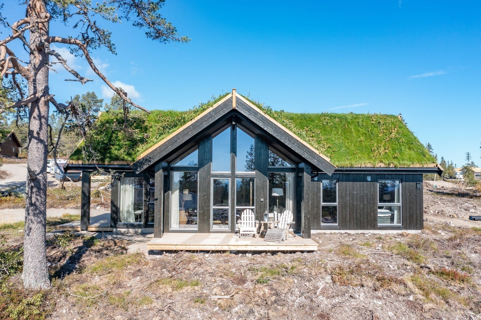 Vår visningshytte i feltet. Ta kontakt for visning :) Galleribilde