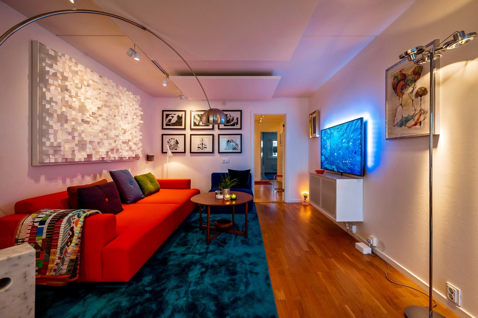 Naturlig del av stuen for tv- og sofagruppe. Galleribilde