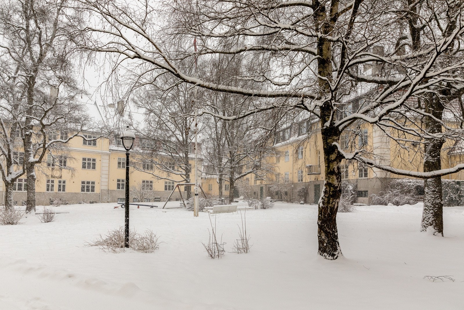 Det er en rekke idylliske parker i nærområdet, som bl.a. Stensparken, St.Hanshaugen og Idioten med flotte rekreasjonsmuligheter. Galleribilde