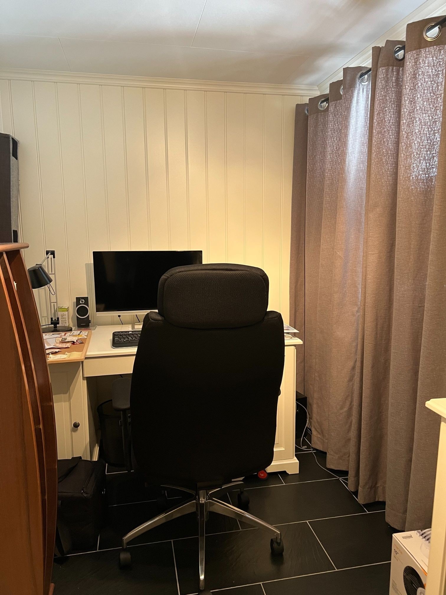 Disponibelt rom/soverom i kjeller Galleribilde