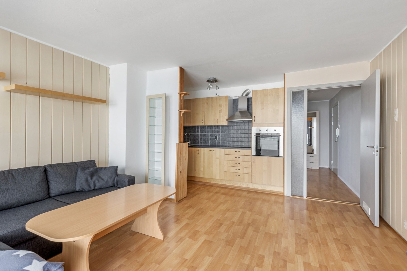 Det er pipeløp på stue med mulighet for å sette inn vedovn. Galleribilde