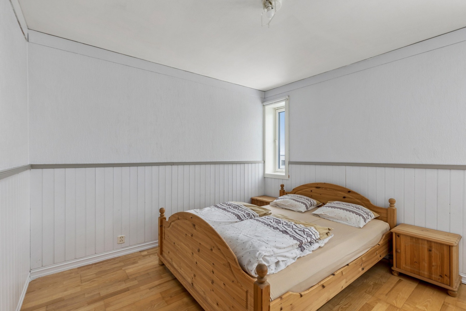 Leilighetens soverom er på ca. 12m². Galleribilde