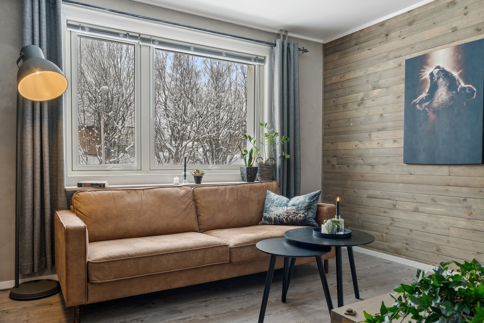 2-roms andelsleilighet i 1. etasje sentralt på Selfors. Galleribilde