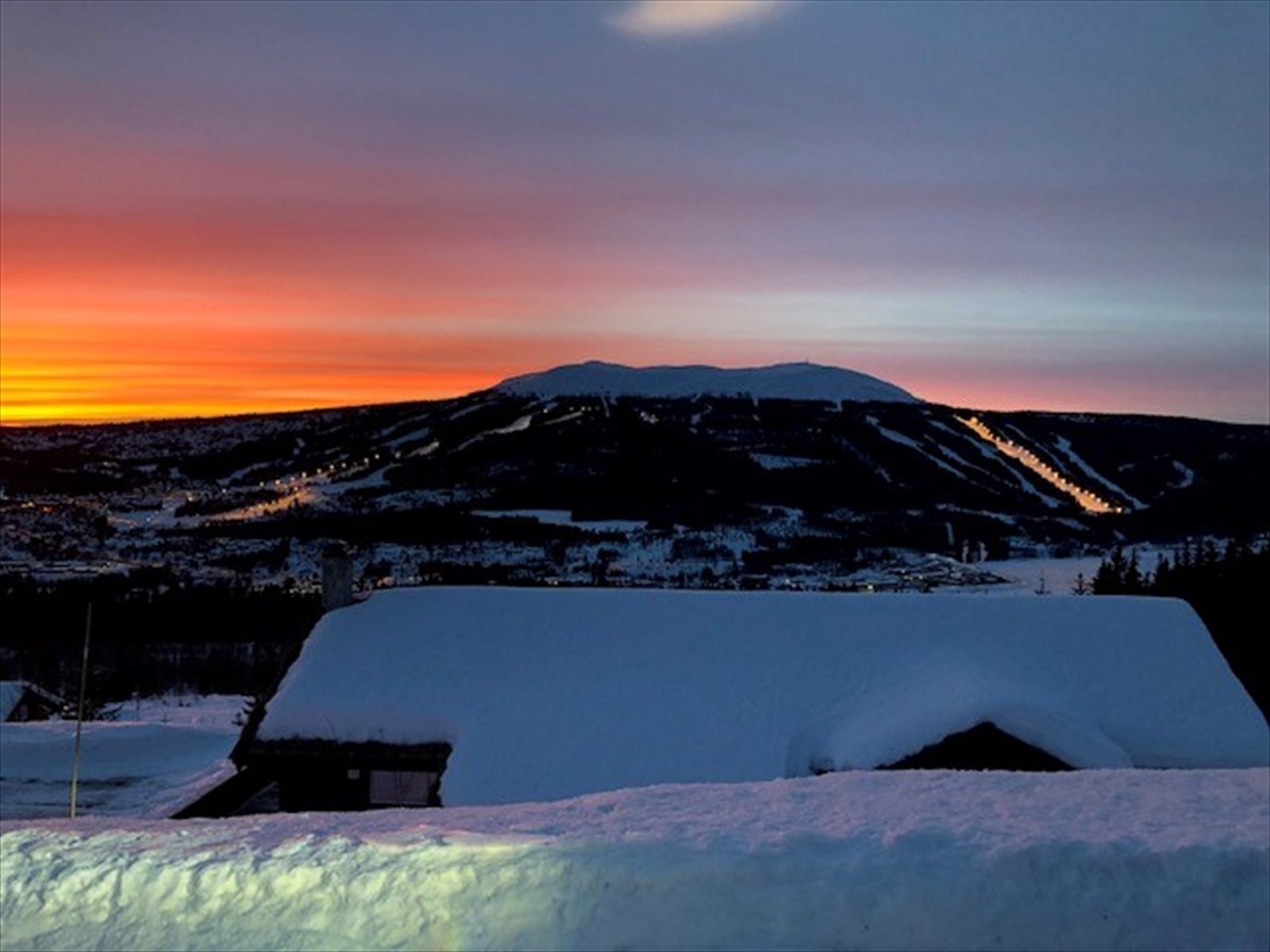Bjønnåsen solnedgang - privat bilde Galleribilde