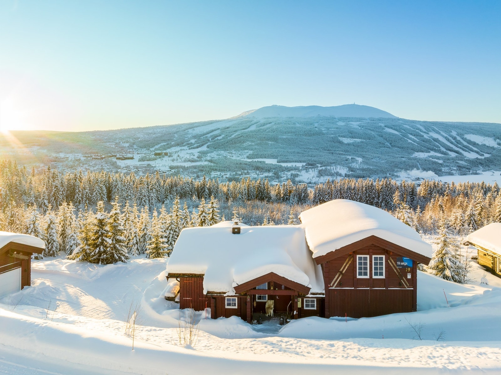 Velkommen til Bjønåsen hyttegrend 19 - fantastisk utsikt mot dalen og Trysilfjellet Galleribilde