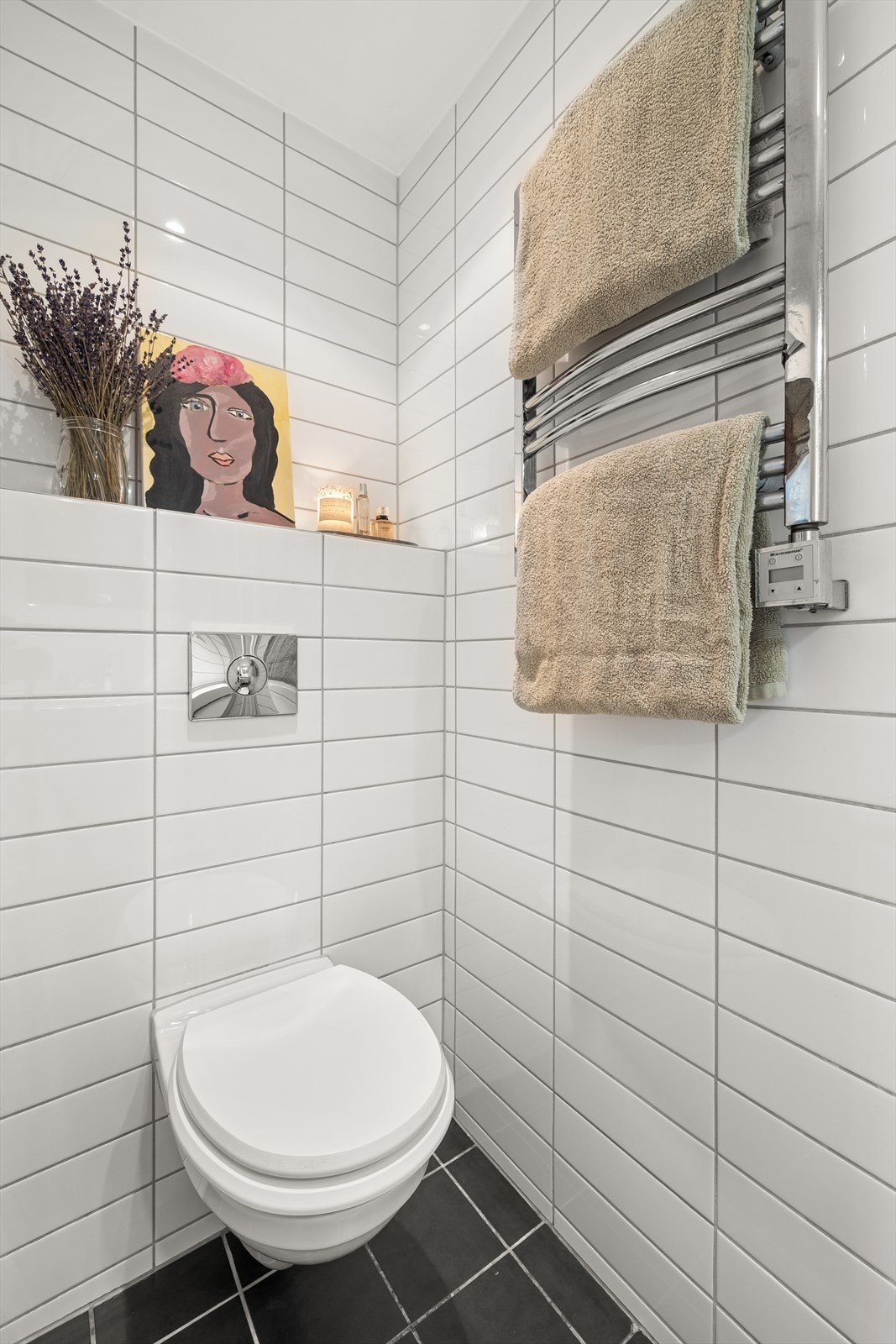 Vegghengt håndkletørker Galleribilde