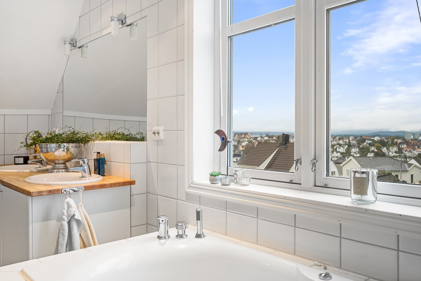 Utsikt fra badekaret Galleribilde
