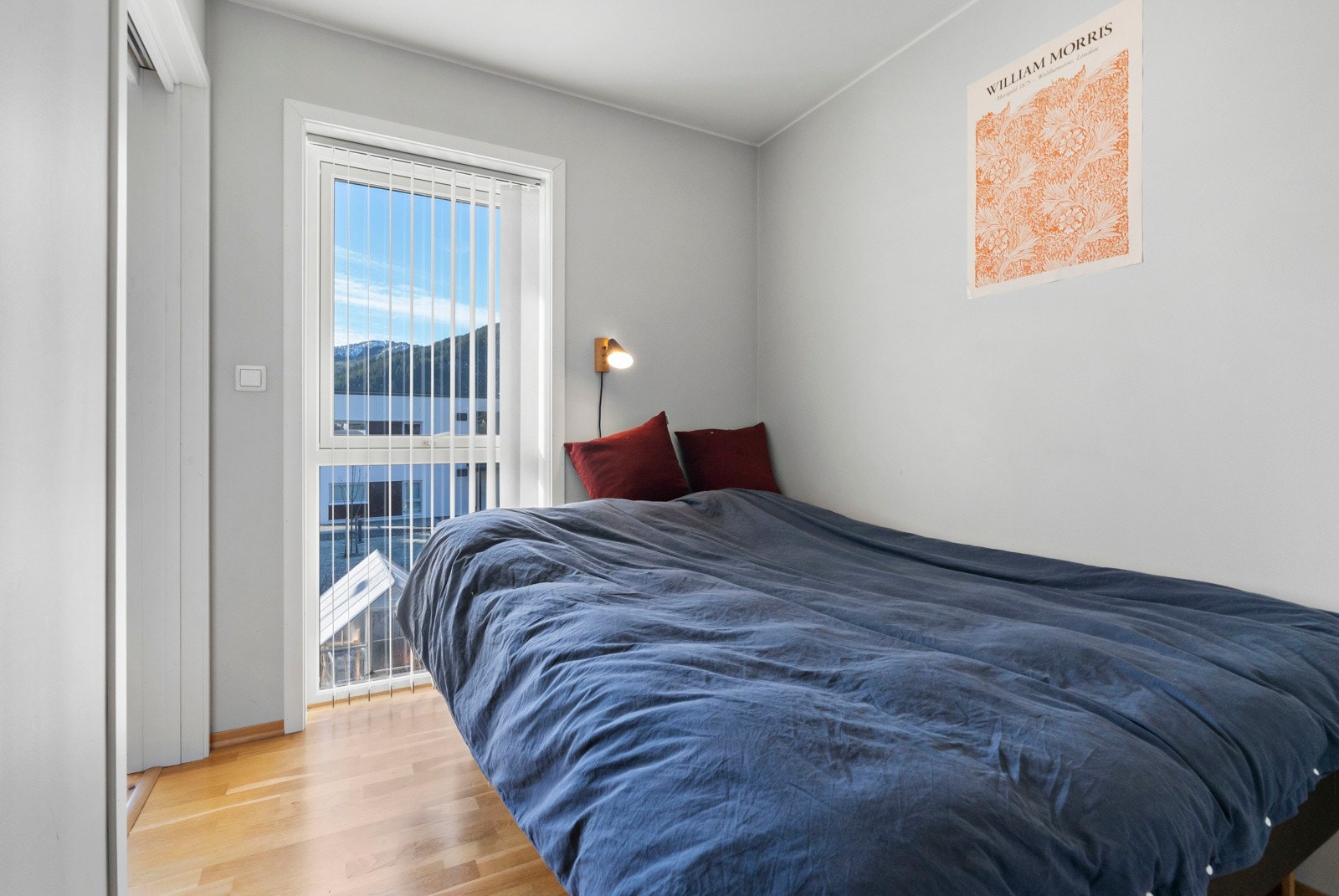 Soverom 1 av 3 ligger på hovedplan Galleribilde