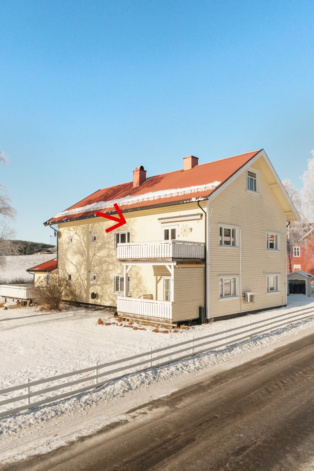 Kort gangavstand til nærmeste barnehage, nærbutikk og turområder Galleribilde