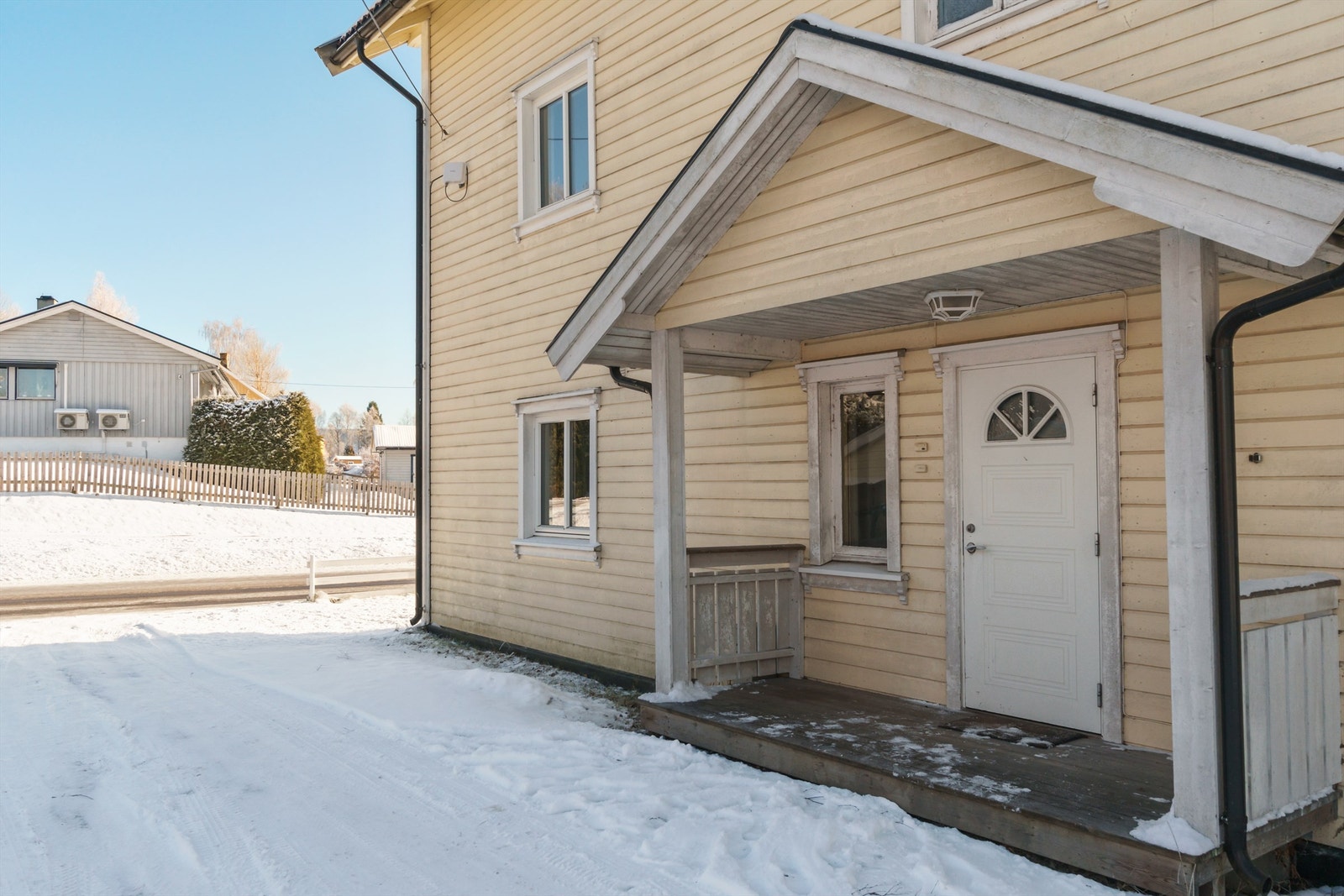 Inngangsparti fra opprinnelig byggeår 1912, ble erstattet med et identisk ved ombyggingen Galleribilde
