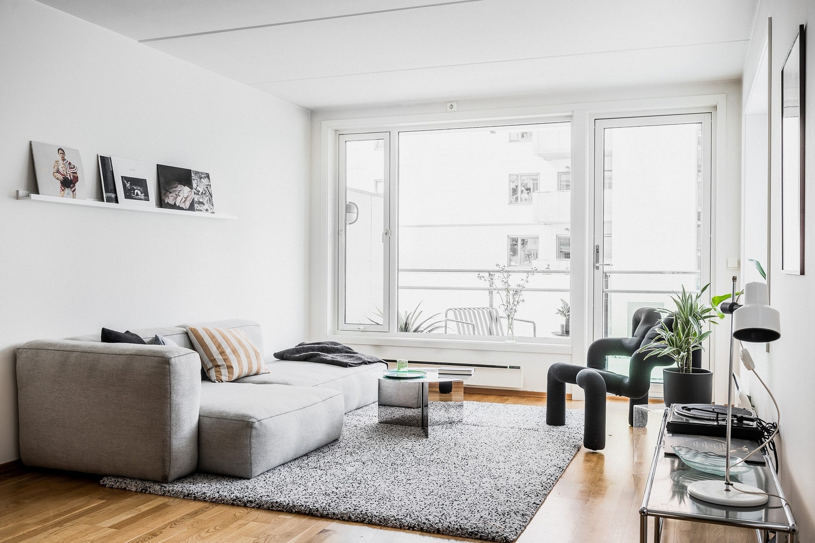 Attraktiv, lys og luftig 2-roms leilighet fra 2007. Galleribilde