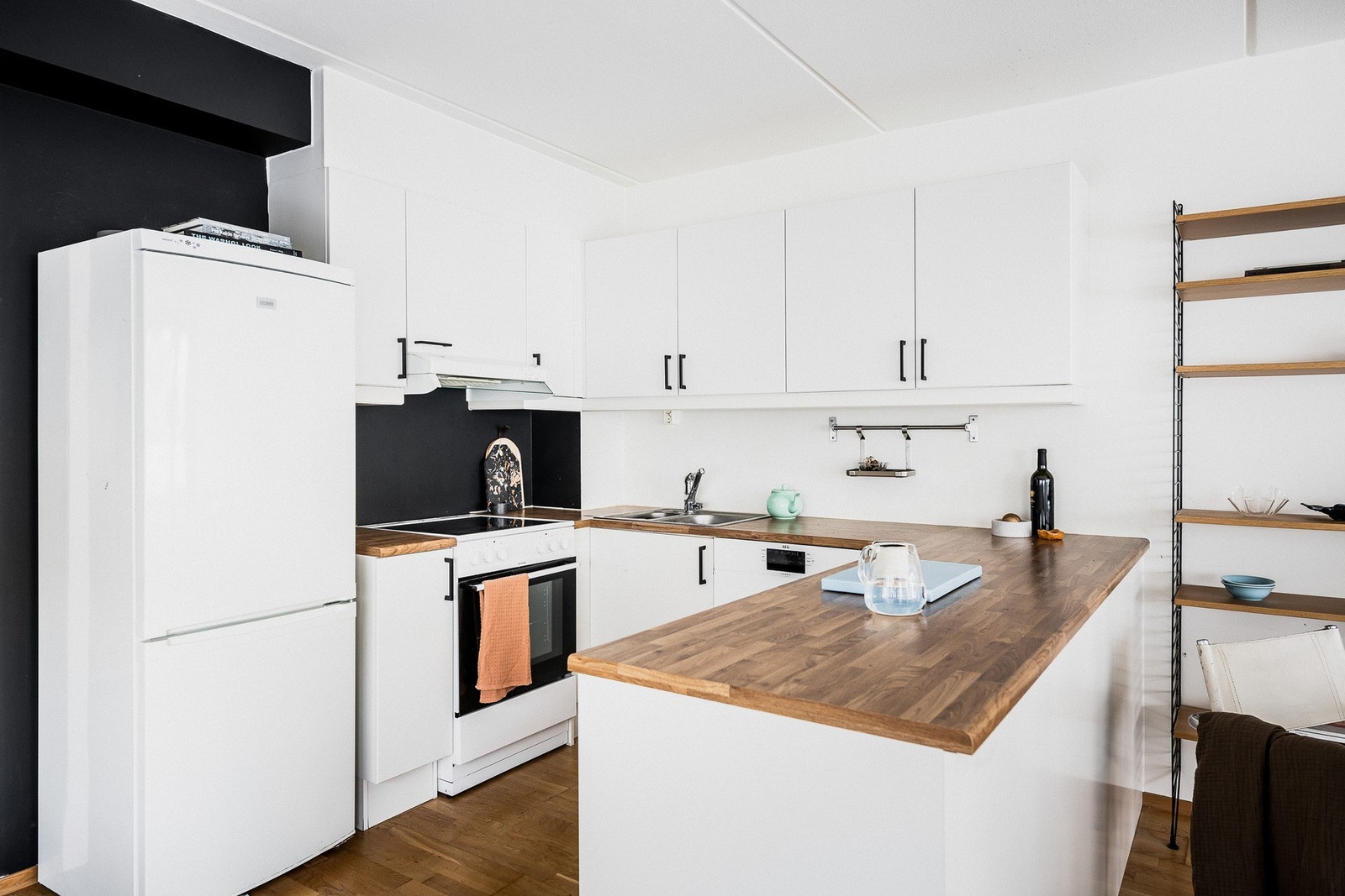 Lyst Norema-kjøkken fra 2007. Galleribilde