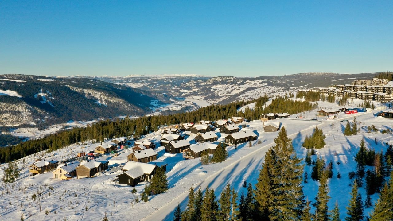 Nestingsætra vinter 2023. Utsikt mot Fakkelmannen Galleribilde