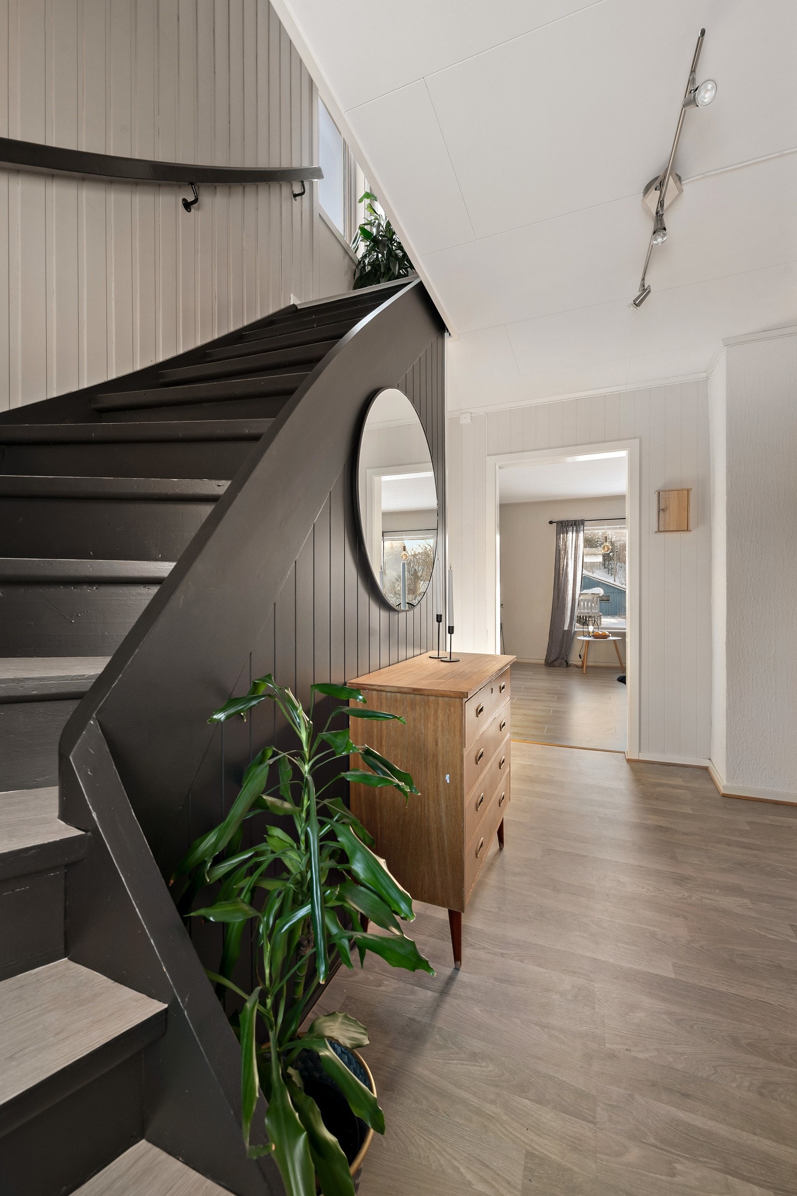 Velkommen inn til en innbydende entre. Galleribilde