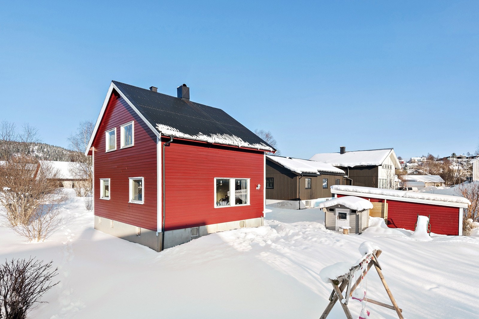 Rede eiendomsmegling har den glede å presentere Svenskveien 122! Galleribilde