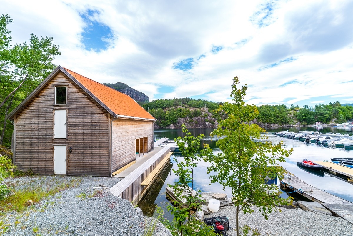 Fine fellesområder ved sjøen Galleribilde