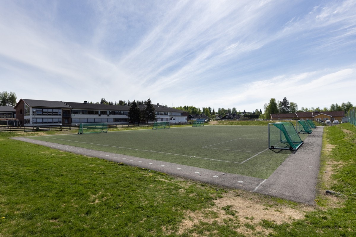 Fotballbane ved Hanstad skole. Galleribilde
