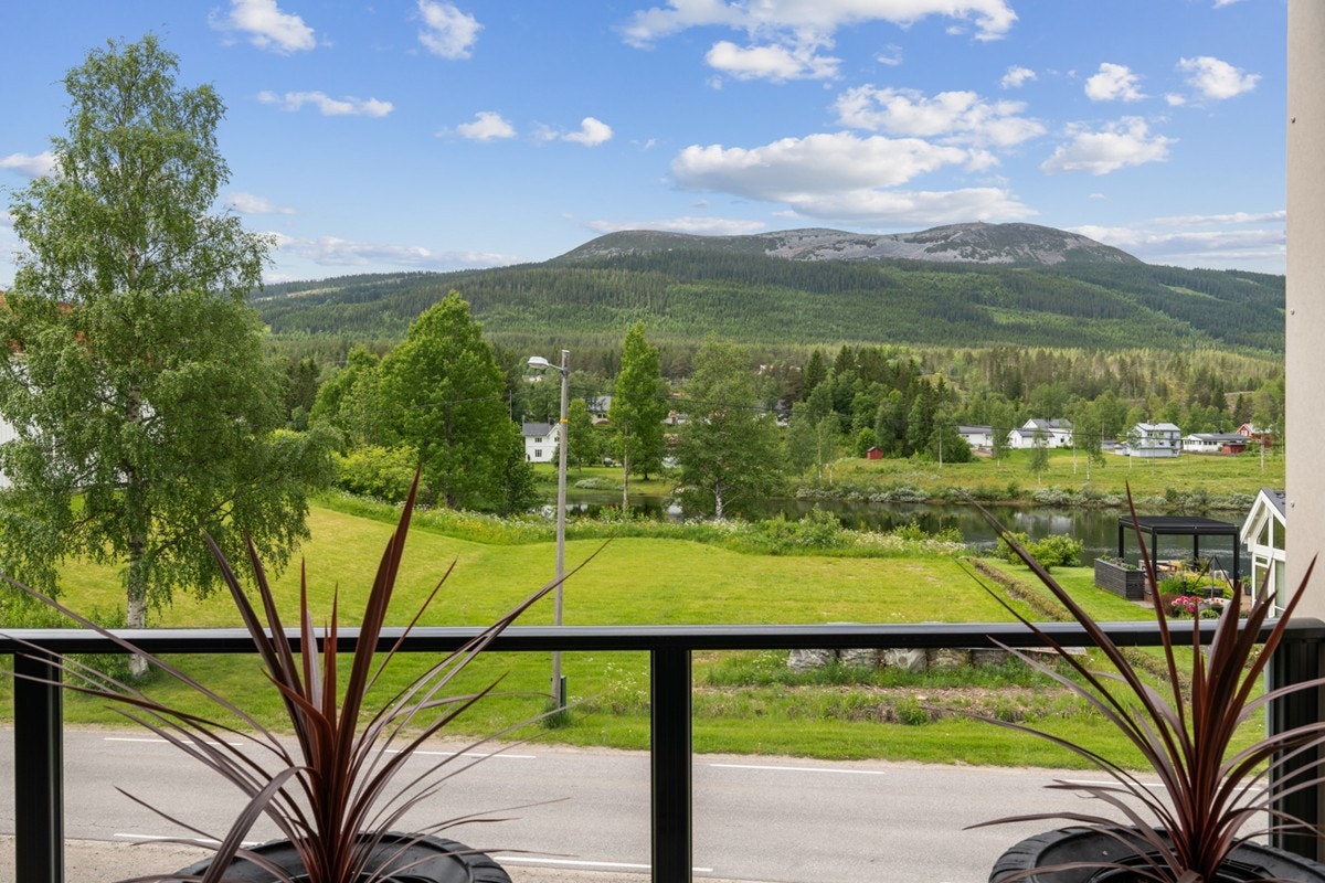 Nyt utsikten på terrassen. Galleribilde