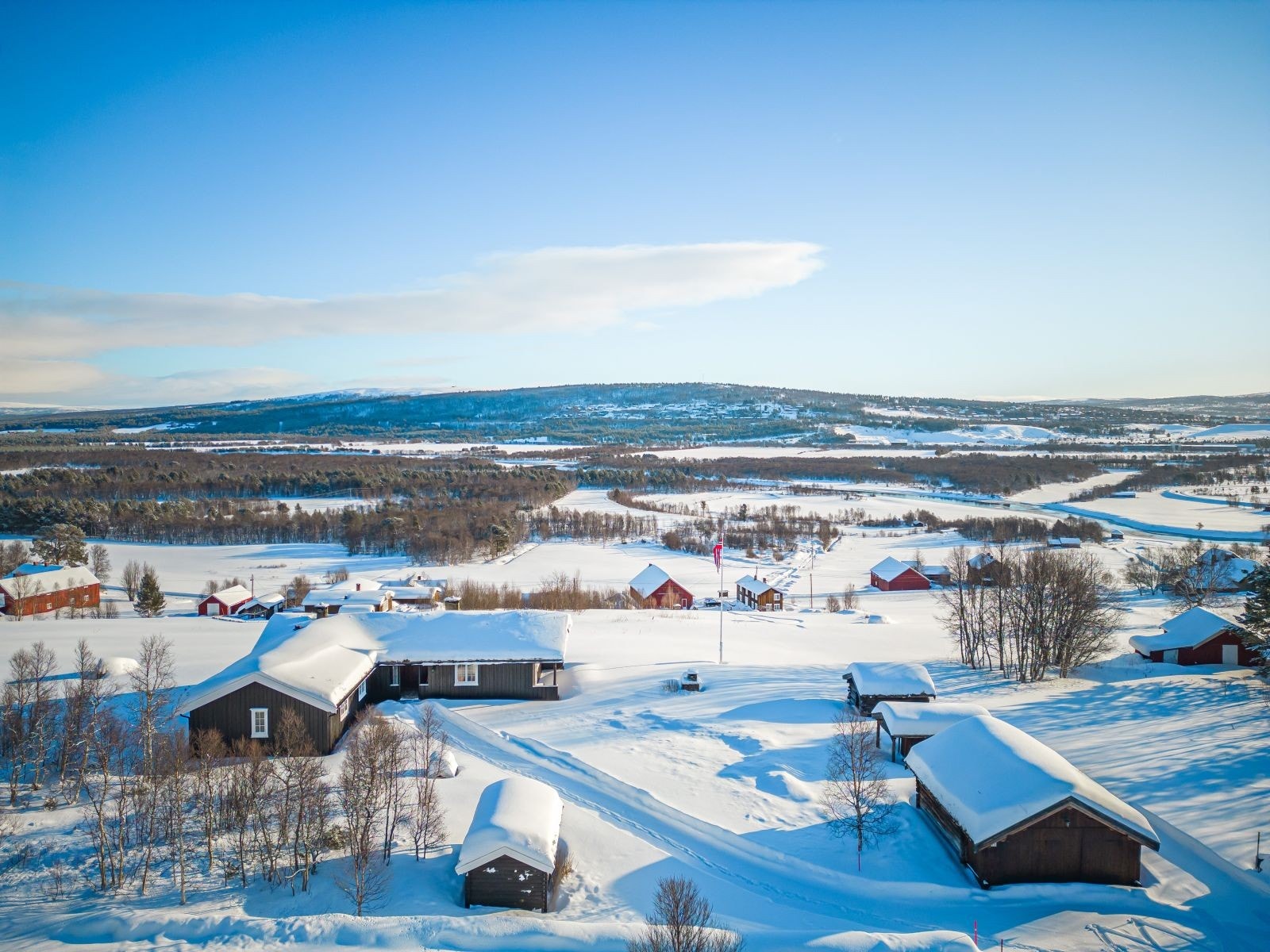 Velkommen til Fjellsjøliveien 53 på Sundet. Galleribilde
