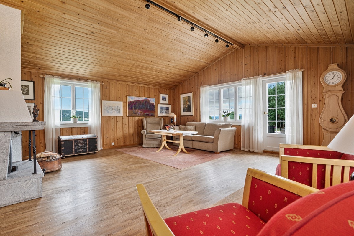Fra stua er det utgang til terrassen. Galleribilde