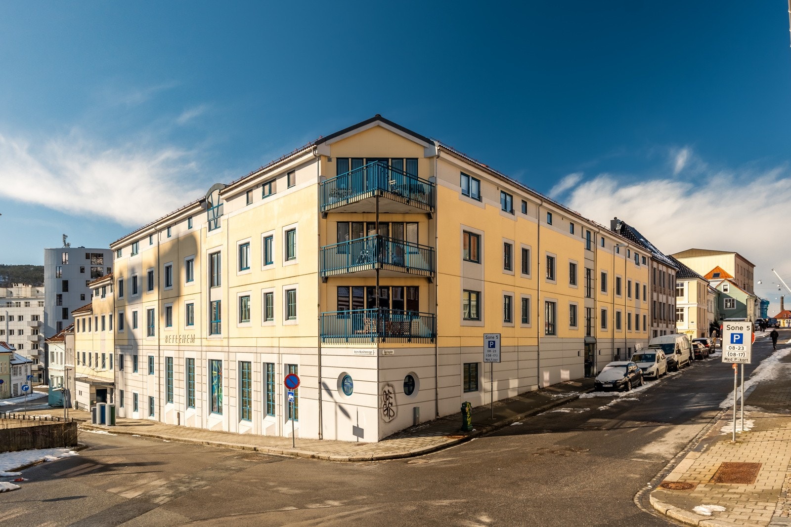 Fasade av bygget. Galleribilde