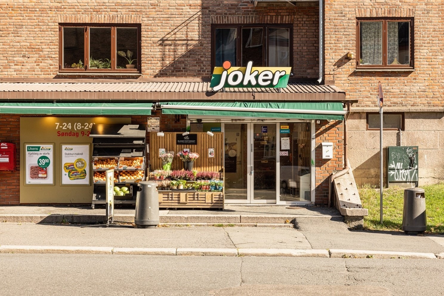 Joker ligger i 1.etasje i blokka Galleribilde
