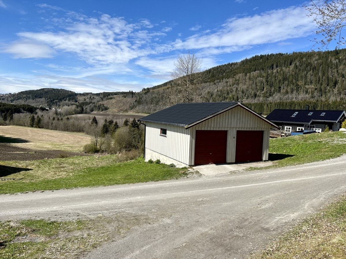 4866443_1-wqldib1.jpg Galleribilde