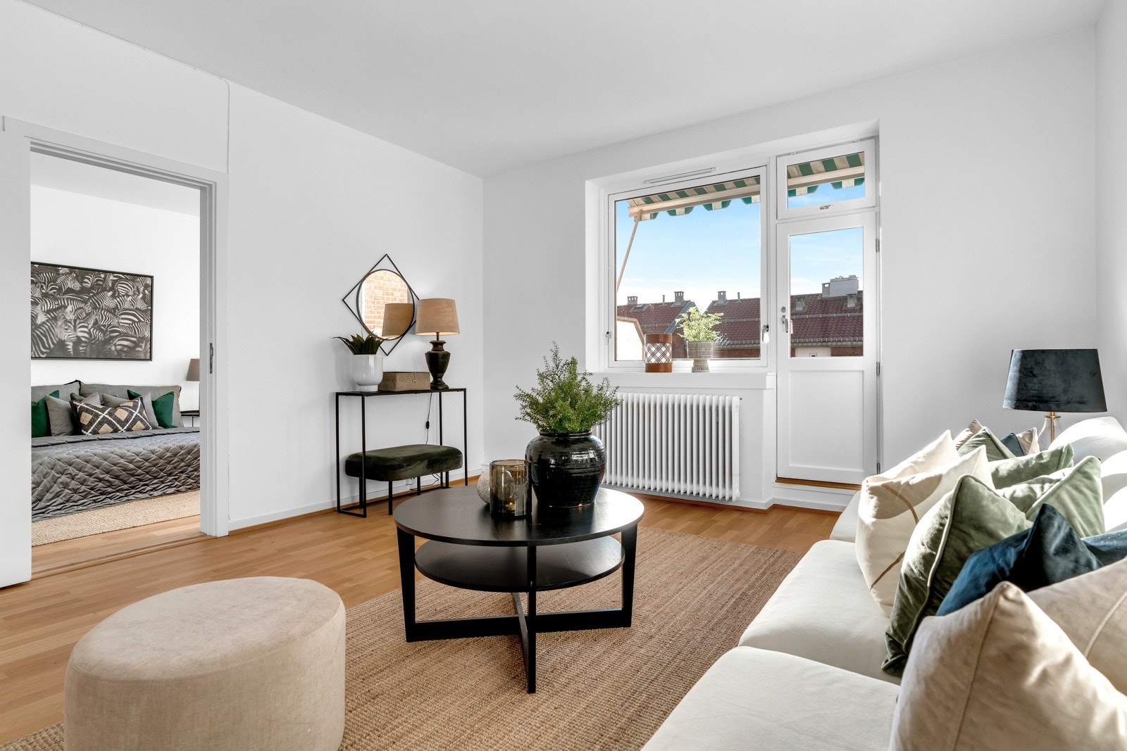 Fra stuen har man utgang til en brannbalkong. Galleribilde