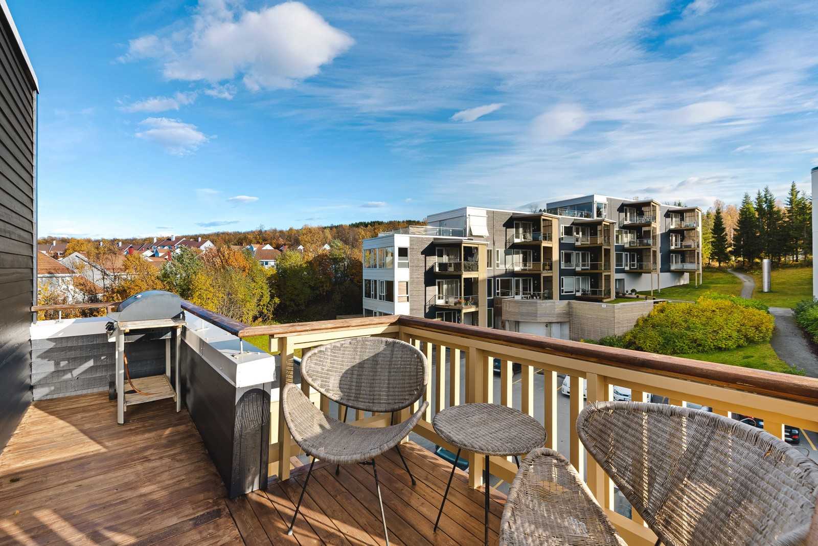 Terrasse fra gang mot øst
