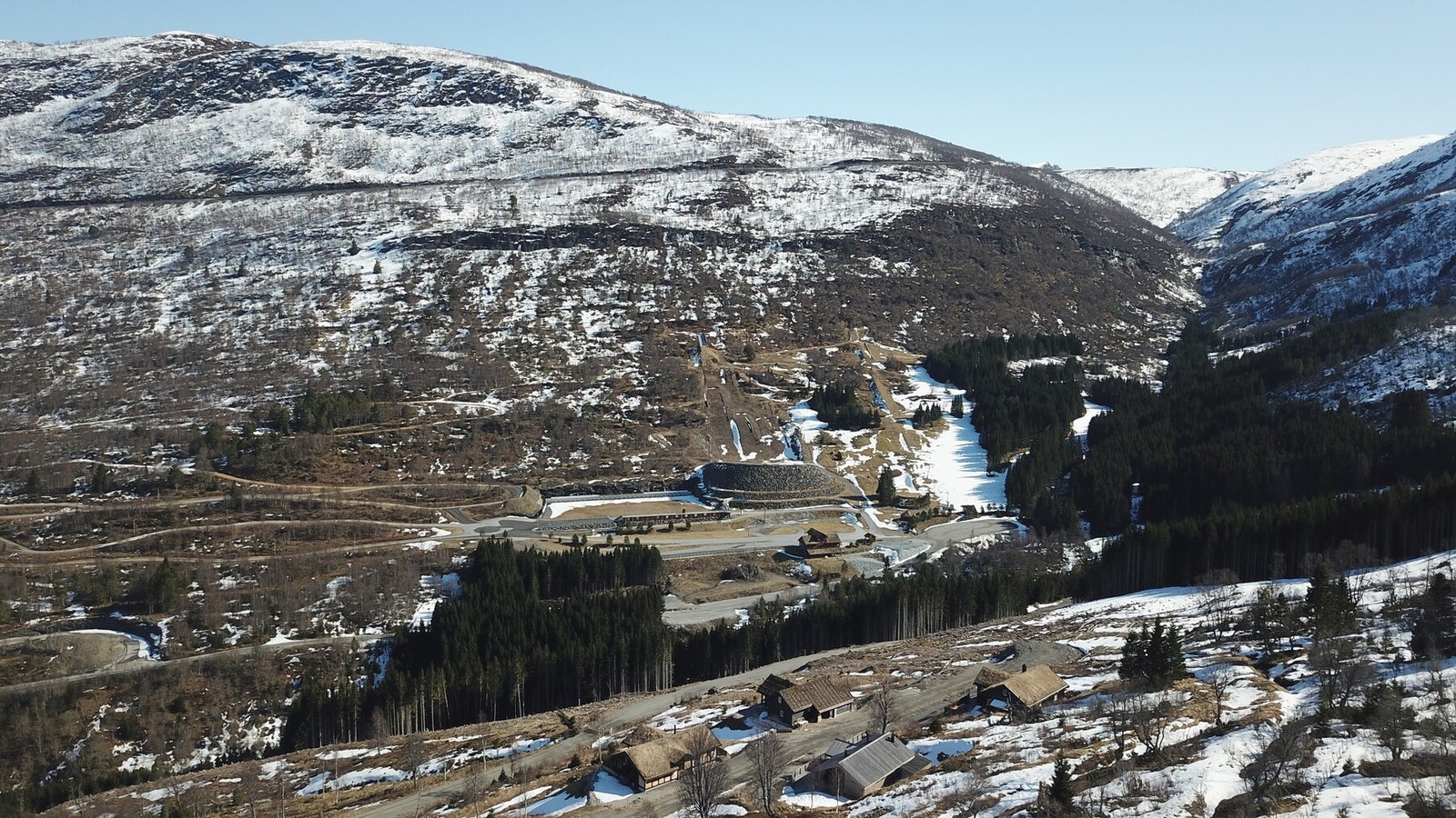 Fra tomteområdet mot skianlegget Galleribilde