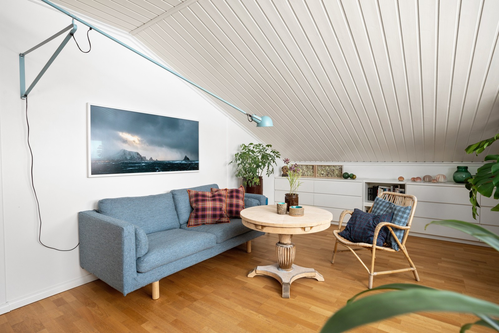 Her er det plass til stor sofa, og evt. kontorplass
