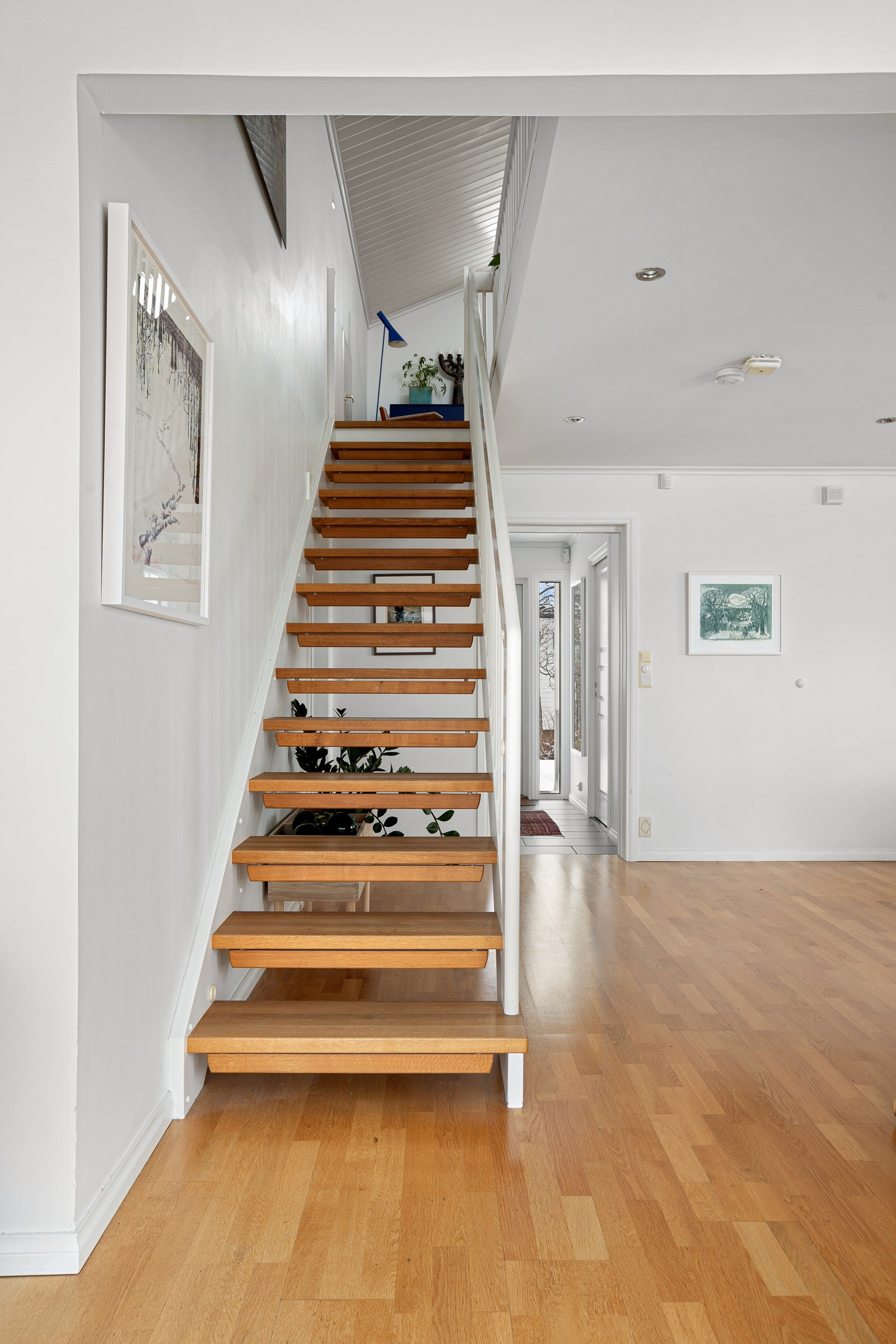 Trapp fra hovedetasje til loft