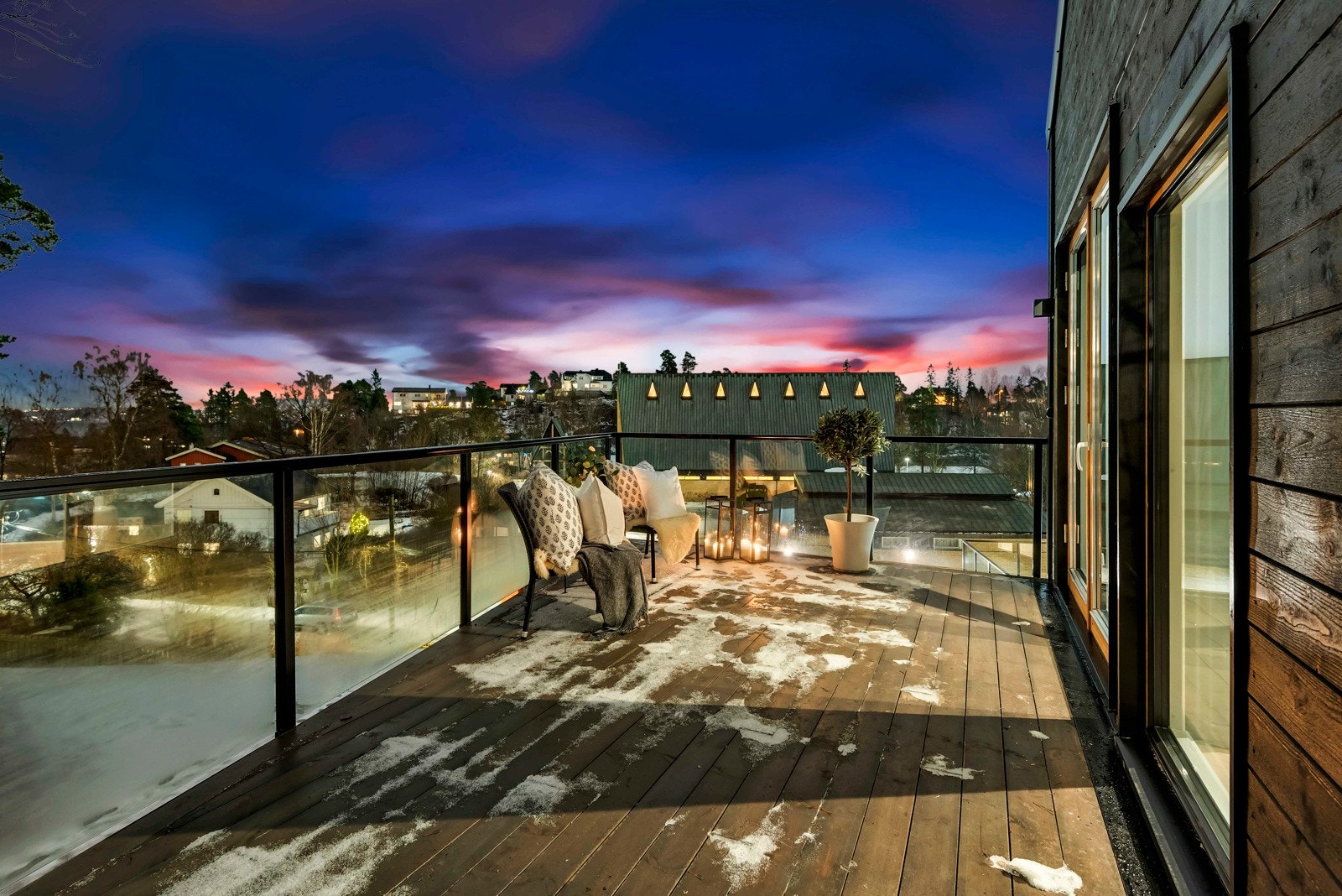 Her kan man nyte utsikten. Galleribilde