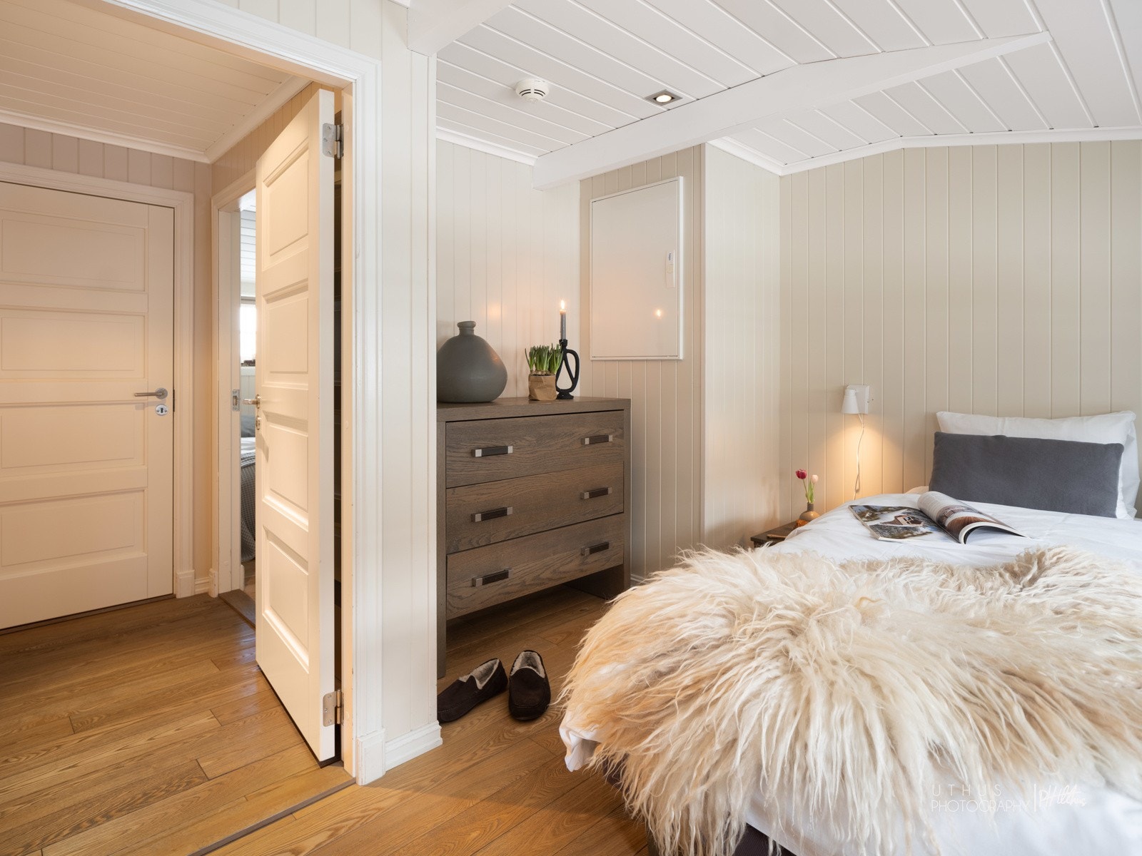 Soverom 1 / Bildene er fra naboleiligheten som er tilsvarende, men speilvendt. Avvik vil forekomme Galleribilde