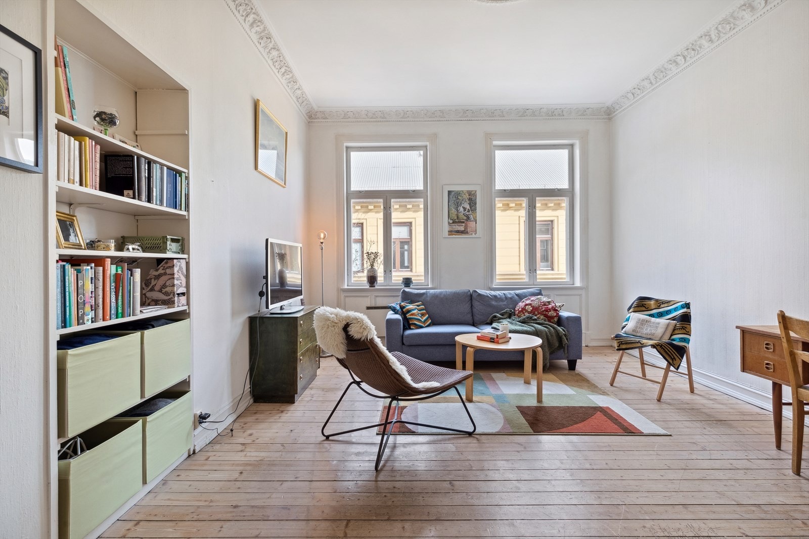 DNB Eiendom v/Albert Gashi og Helene Gulla ønsker velkommen til Underhaugsveien 9C! En lys 2-roms selveier m/generøs takhøyde og klassiske detaljer med attraktiv plassering på Bislett. Galleribilde