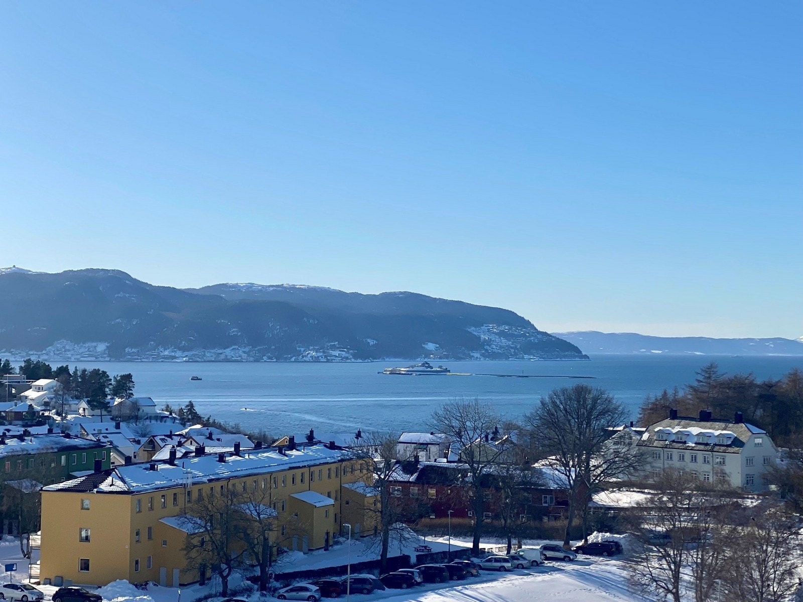 Utsikt fra balkong. Galleribilde