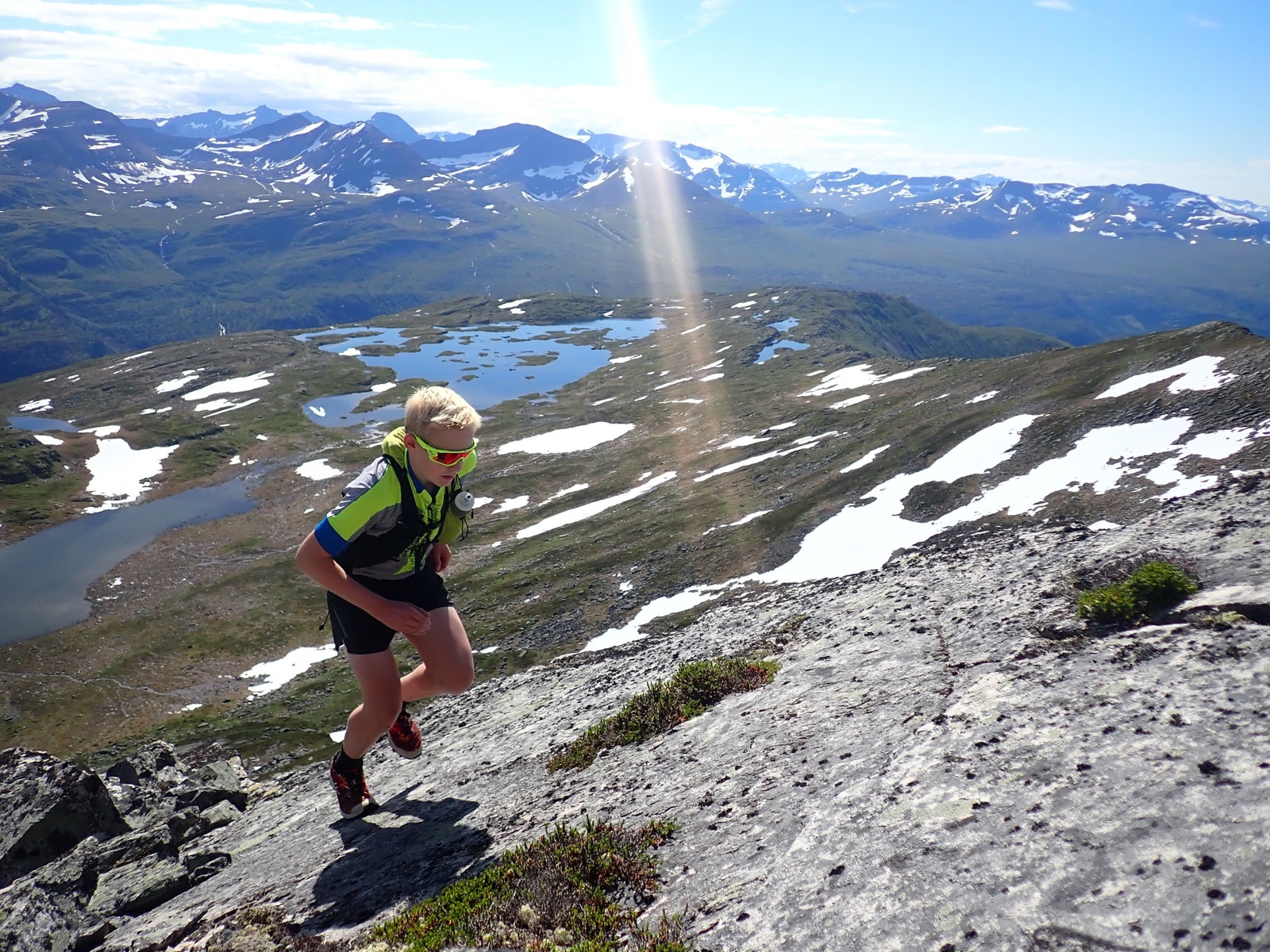 Området rundt Kårvatn er meget velegna for fjelløping/skyrunning Galleribilde